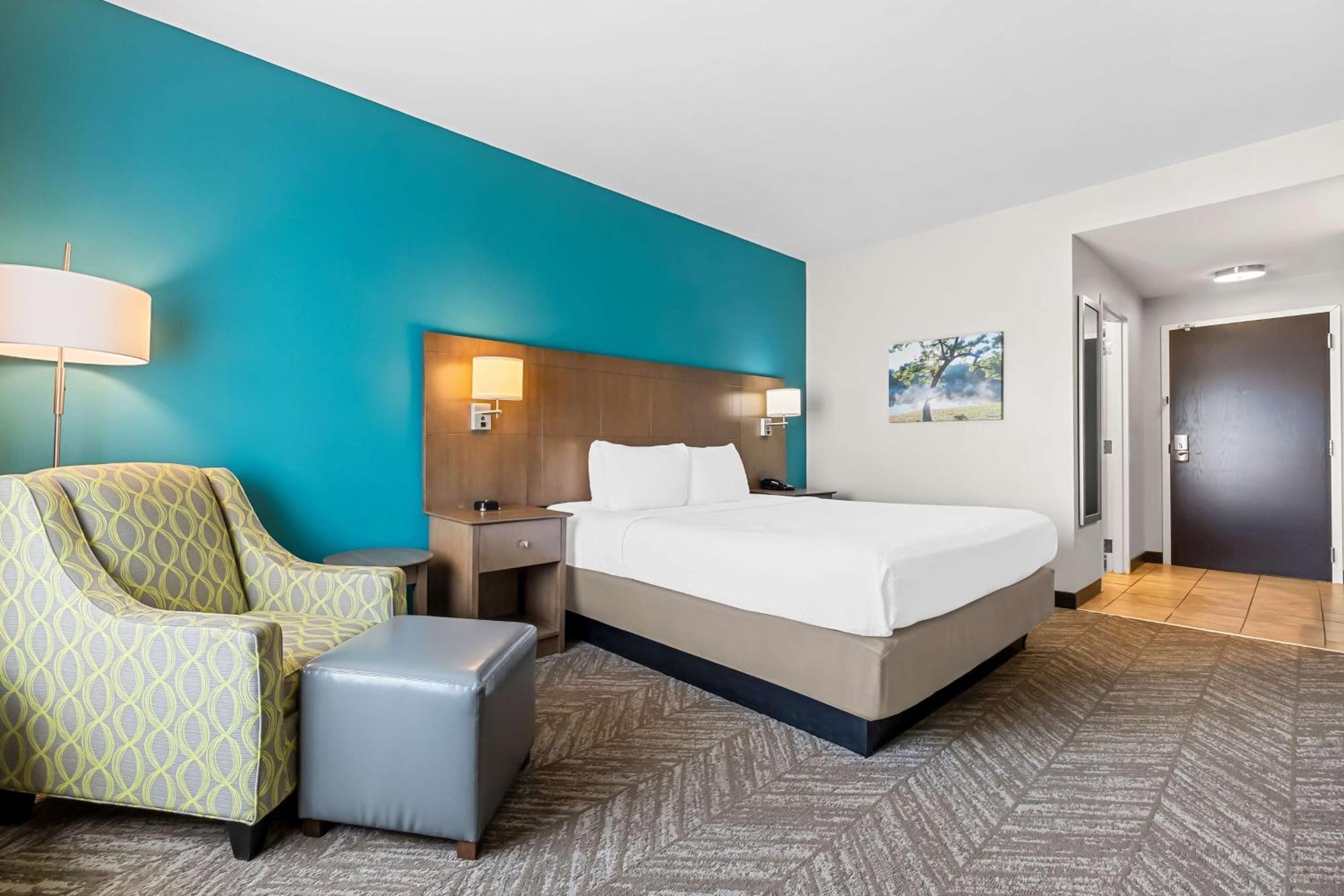 Best Western Plus Bolivar Hotel & Suites Exterior foto