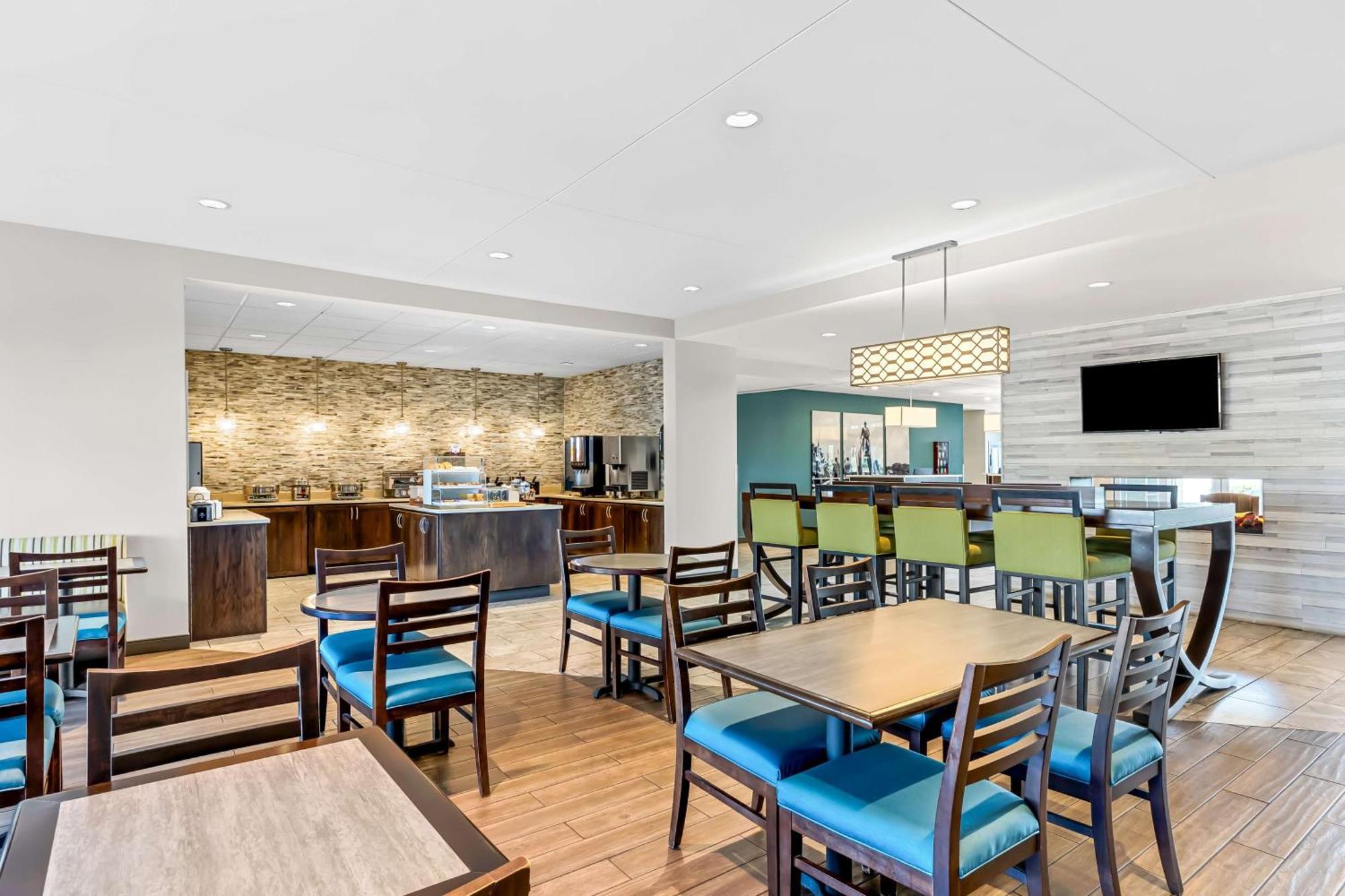 Best Western Plus Bolivar Hotel & Suites Exterior foto